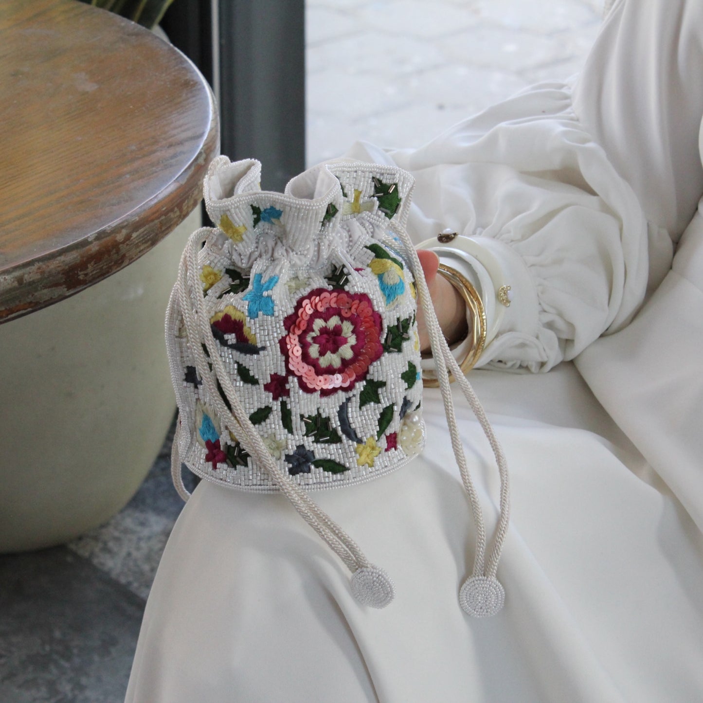 white with flowers bucket bag