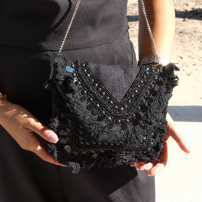 Mini full beads black clutch