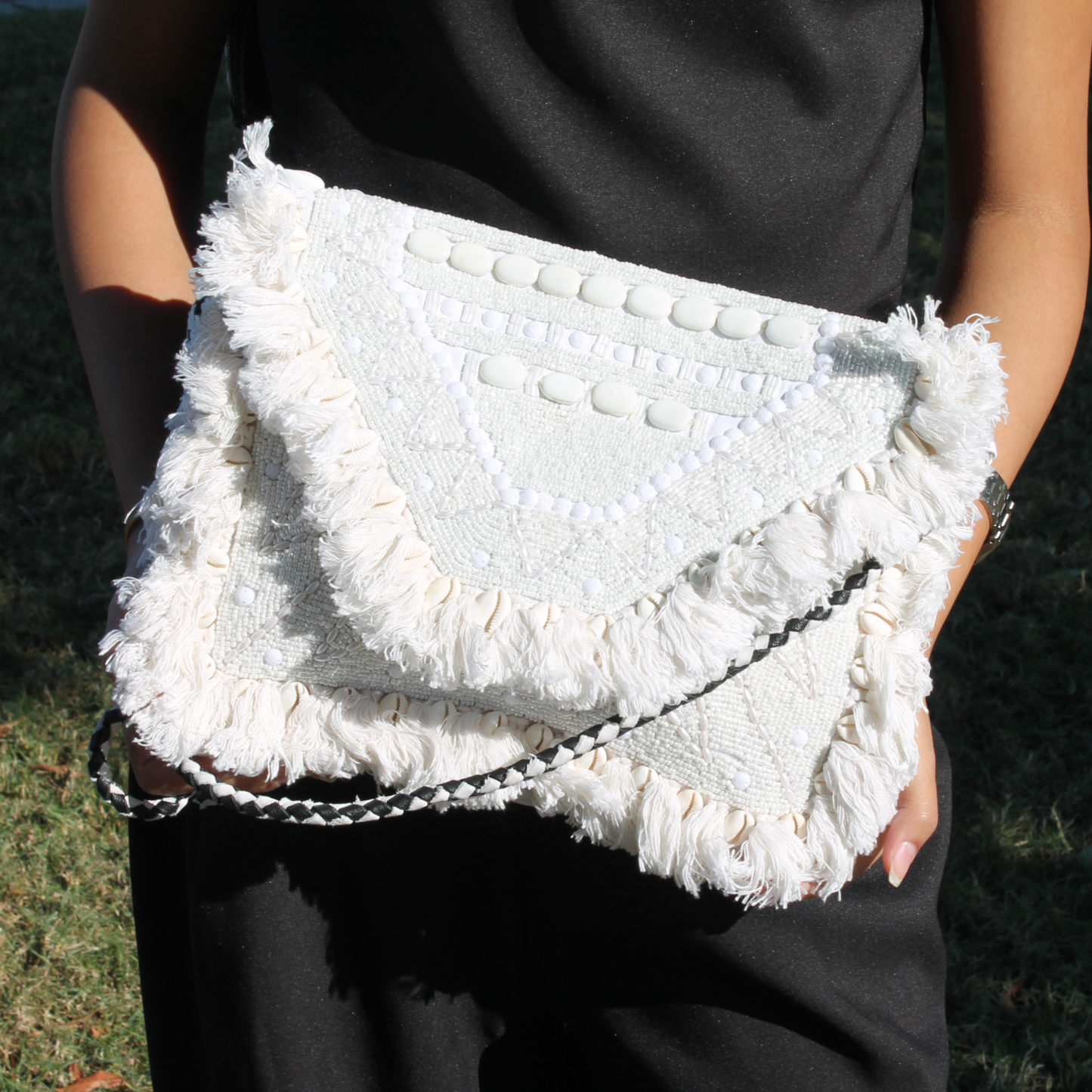 White beads clutch