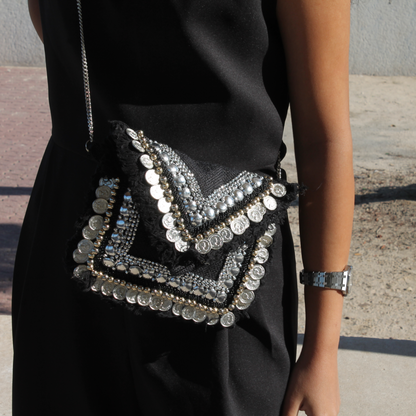 Mini black silver beads clutch